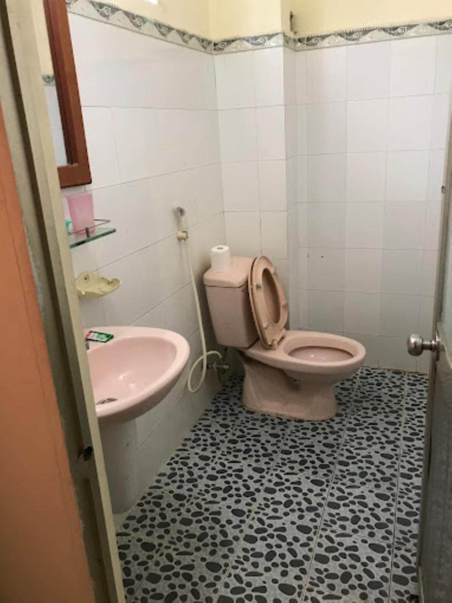 Khách sạn Tan Tuan Tuan *